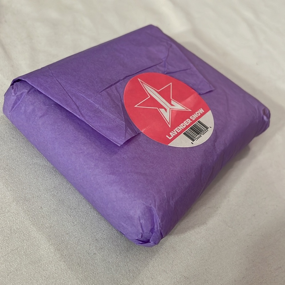 NIP! OOS! DISCO! Lavender Snow Skin Frost Highlighting Powder - Highlighter JSC